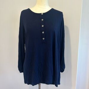 New! Gap long sleeve in perfect condition